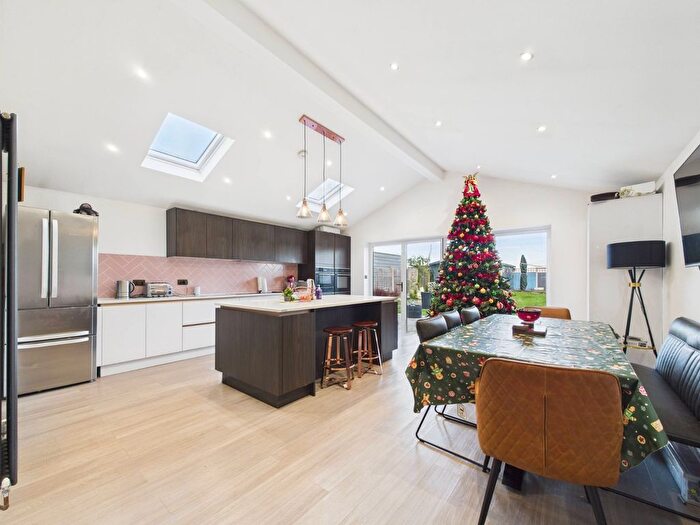 3 Bedroom Semi-Detached House For Sale In Heath Close, Hallow, Worcester, Worcestershire, WR2