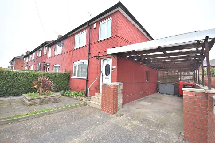 3 Bedroom Terraced House For Sale In East Park View, Leeds, West Yorkshire, LS9