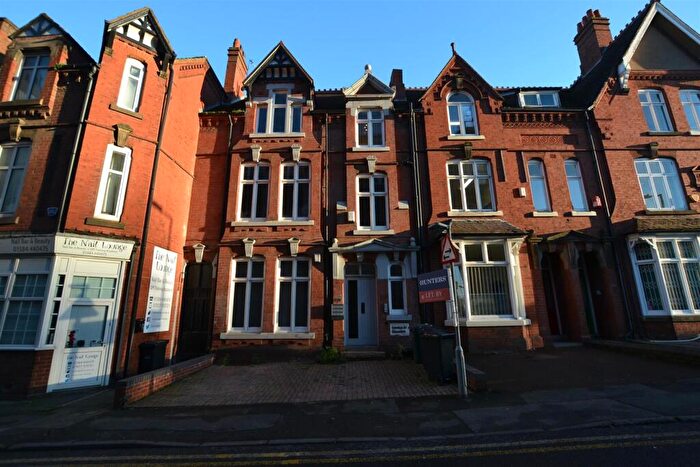 1 Bedroom Flat To Rent In Church Street, Stourbridge, DY8