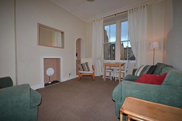 2 Bedroom Flat To Rent In L – Springwell Place, Edinburgh, EH11