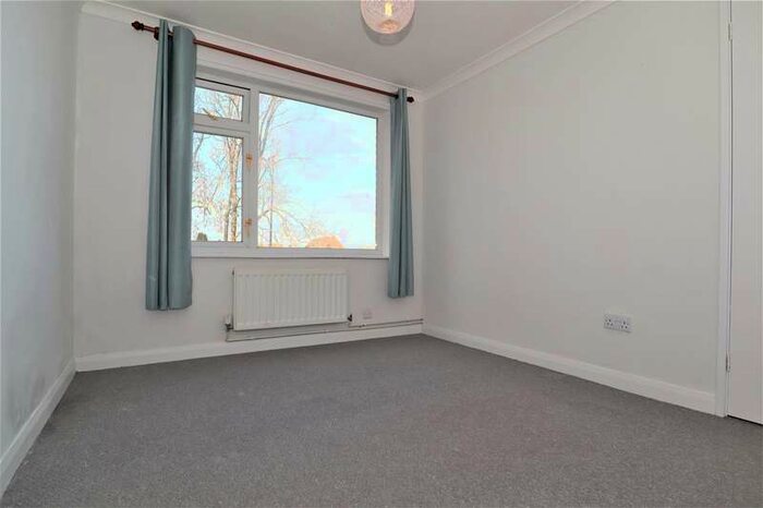 1 Bedroom Apartment To Rent In Hawthorn Chase, Lincoln, LN2