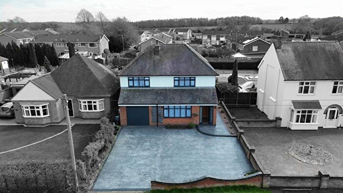 4 Bedroom Detached House For Sale In Barton Road, Barlestone, CV13