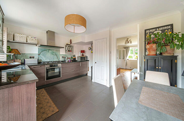 3 Bedroom End Of Terrace House For Sale In Atherton Close, Shalford, Guildford, Surrey, GU4