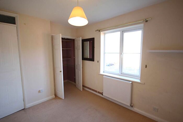 1 Bedroom Maisonette To Rent In Aldworth Close, Bracknell, RG12