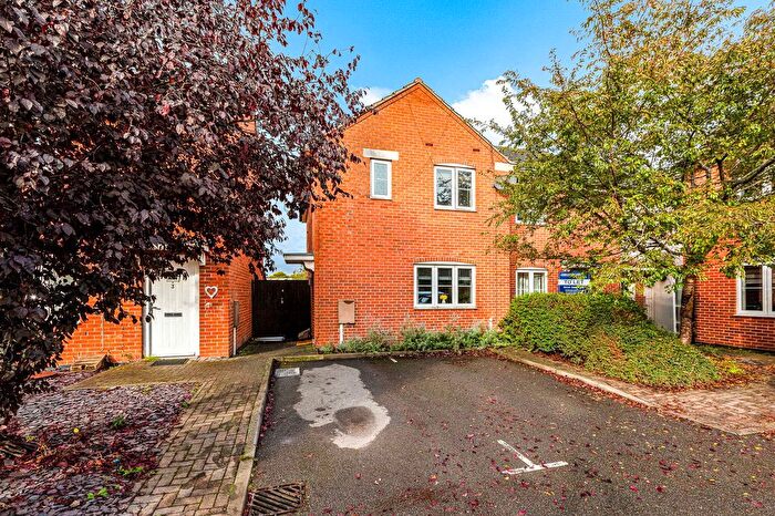 3 Bedroom End Terrace House For Sale In Preston Close, Syston, Leicester, LE7