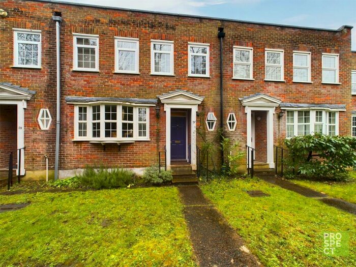 3 Bedroom Terraced House To Rent In The Farthingales, Maidenhead, Berkshire, SL6
