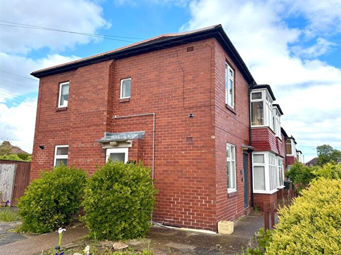 2 Bedroom Apartment To Rent In Fairfield Drive, Whitley Bay, NE25