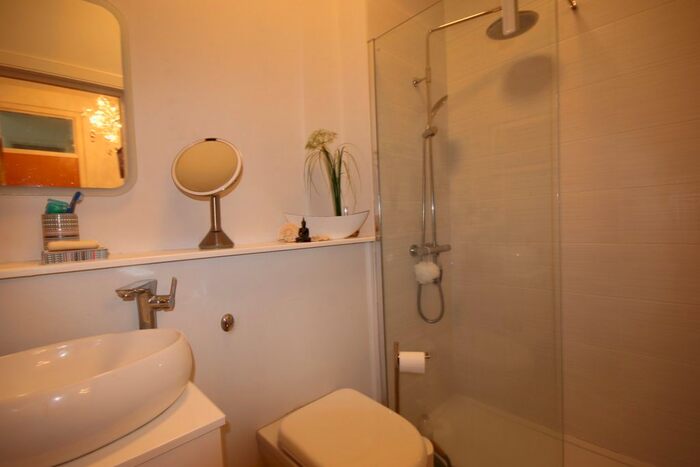 2 Bedroom Flat For Sale In Castle Street, Rothesay, Isle Of Bute, PA20