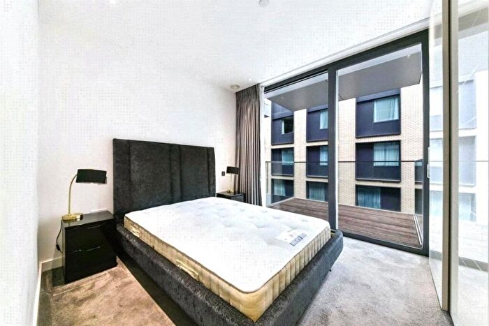 2 Bedroom Apartment To Rent In Catalina House, Goodman's Fields, Aldgate, London, E1
