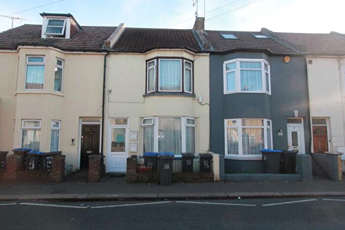 1 Bedroom Flat To Rent In Tarring Road, Worthing, BN11