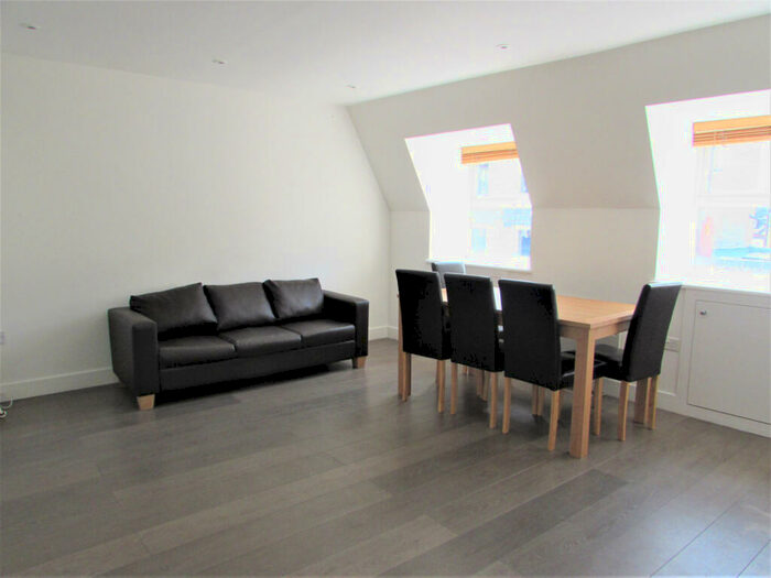 2 Bedroom Flat To Rent In Moriah Court, Palmerston Road, Harrow Wealdstone, Middlesex, HA3