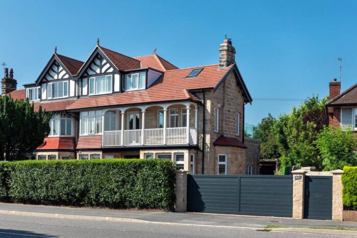 3 Bedroom Apartment For Sale In Leeds Road, Harrogate, HG2