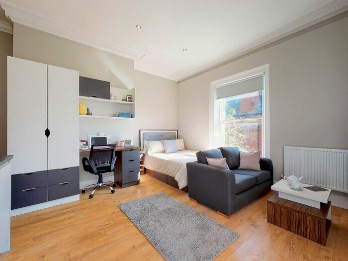 1 Bedroom Studio To Rent In Springfield Mount, Leeds, LS2