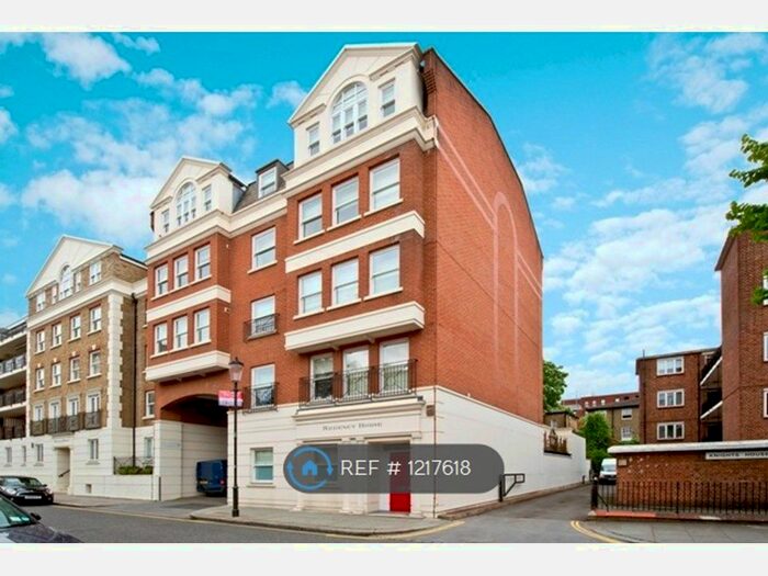 3 Bedroom Flat To Rent In Regency House, Chelsea, SW10