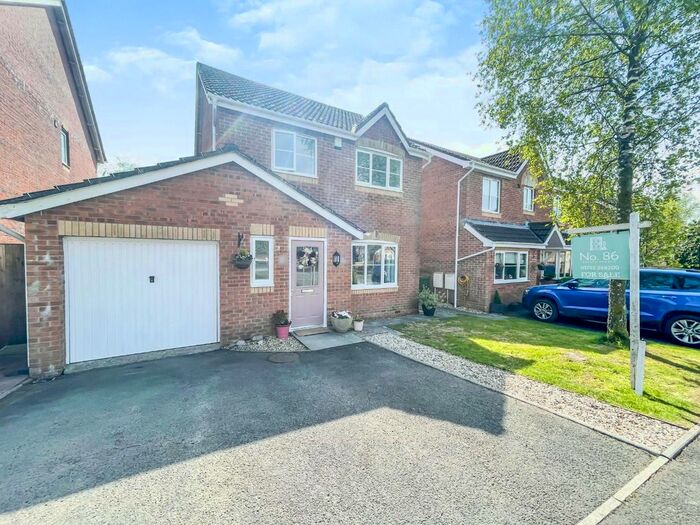 3 Bedroom Detached House For Sale In Ffordd Y Goedwig, Tircoed Forest Village, Penllergaer, Swansea, West Glamorgan, SA4