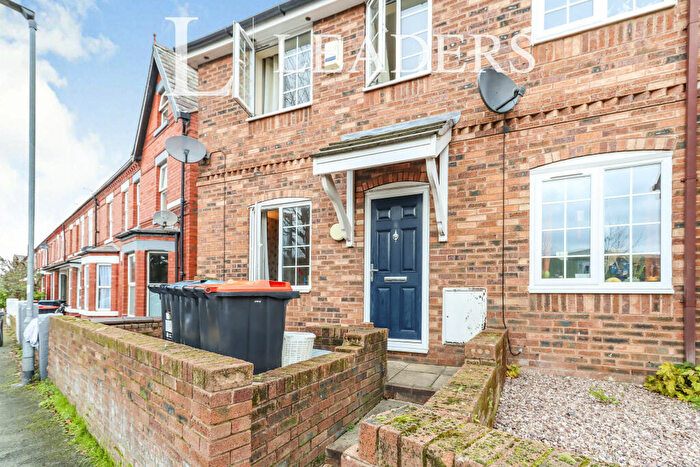 2 Bedroom End Of Terrace House To Rent In Chester, Cheshire, CH2