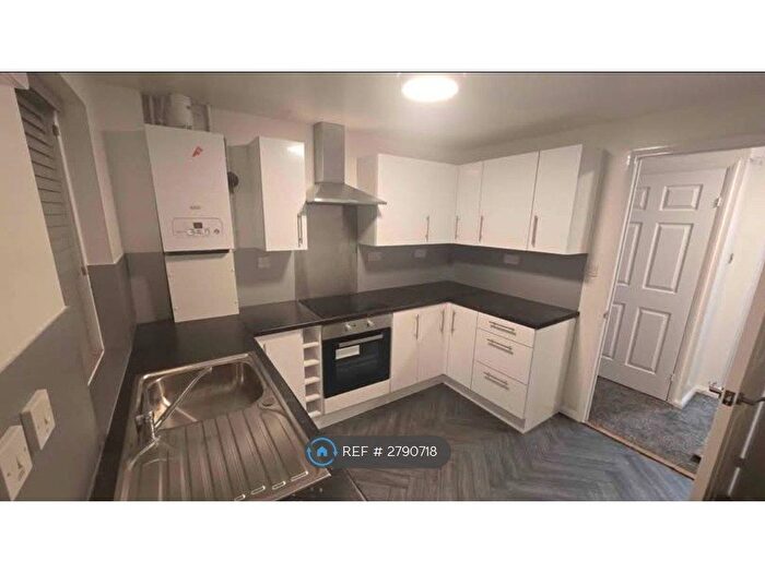 1 Bedroom Bungalow To Rent In Shardale Gardens, Nottingham, NG6