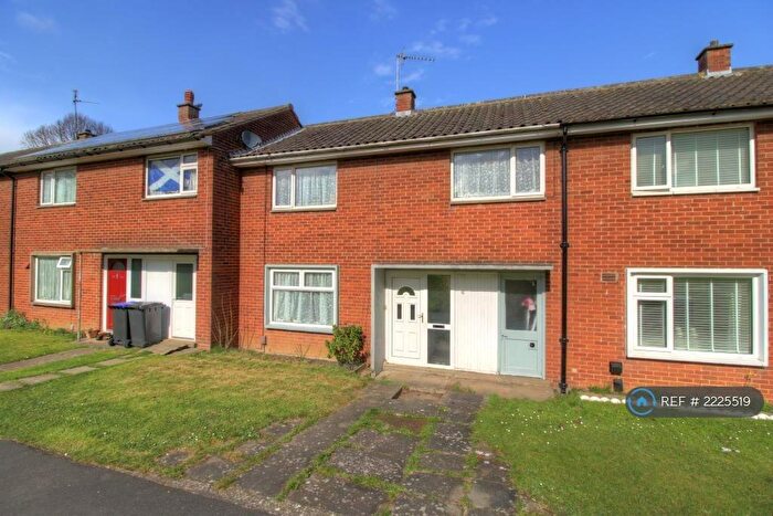 3 Bedroom Terraced House To Rent In Wharf Green, Northampton, NN5