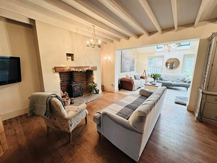5 Bedroom House For Sale In North Side, Shadforth, Durham, DH6