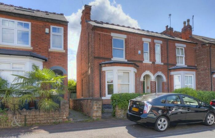 4 Bedroom Semi-Detached House To Rent In Mona Road, West Bridgford, Nottingham, Nottinghamshire, NG2
