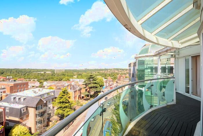 3 Bedroom Flat To Rent In Comer House, Station Road, EN5