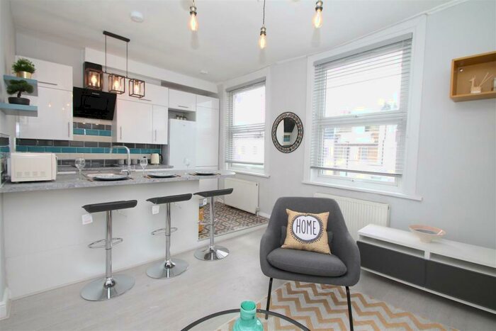 1 Bedroom Flat To Rent In Holloway Road, Archway, N19