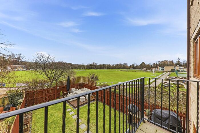 4 Bedroom Town House For Sale In The Beeches, Pool In Wharfedale, LS21