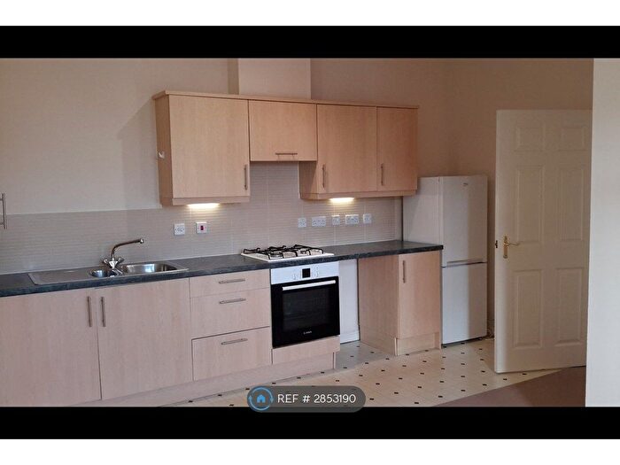 2 Bedroom Flat To Rent In Alicia Close, Swindon Wiltshire, SN25