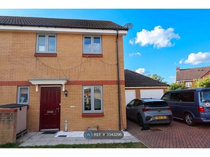 3 Bedroom Semi-Detached House To Rent In Sorrel Place, Bristol, BS34