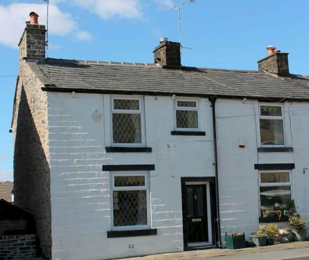 2 Bedroom Terraced House To Rent In Burnley Road, Edenfield, BL0