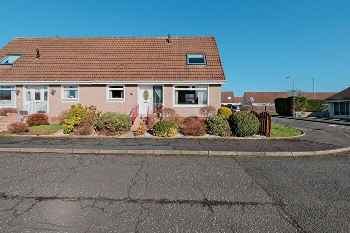 3 Bedroom Property For Sale In Islay Quadrant, Wishaw, ML2