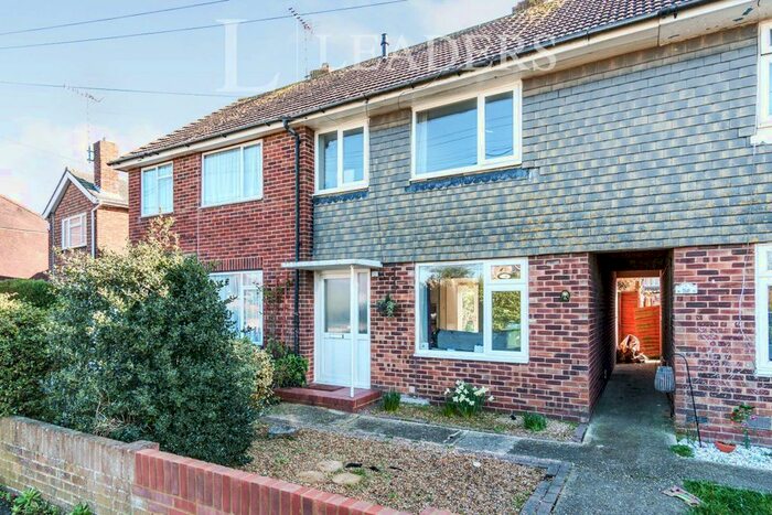 3 Bedroom Semi-Detached House To Rent In Hampton Fields, Wick, Littlehampton, BN17