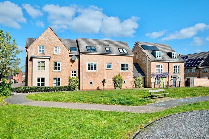 2 Bedroom Flat For Sale In Stokes Drive, Godmanchester, Huntingdon, PE29