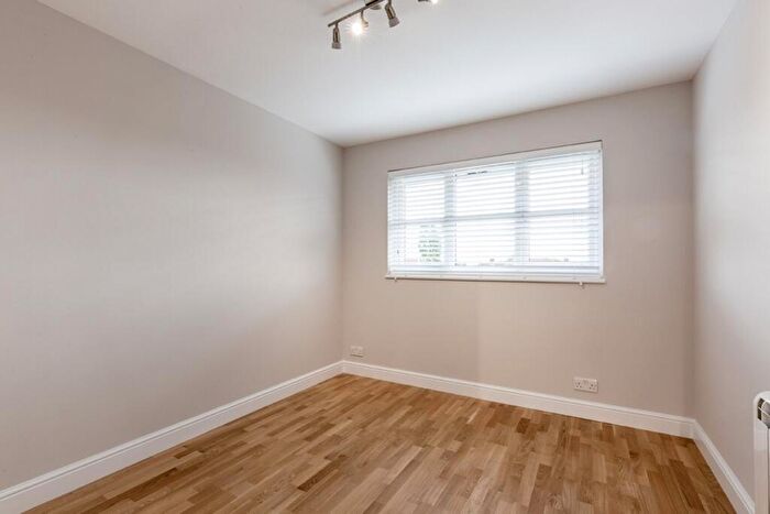1 Bedroom Flat To Rent In Conifer Way Sudbury Avenue, HA0