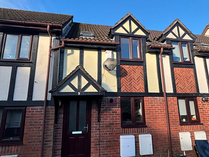 2 Bedroom Terraced House To Rent In Lancaster Court, Swansea, SA5