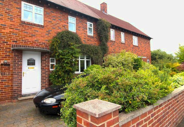 3 Bedroom Semi-Detached House To Rent In Holmefield Crescent, Ripon, HG4