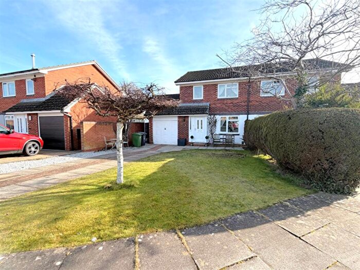 3 Bedroom Semi Detached House For Sale In Bewcastle Close, Carlisle, CA3