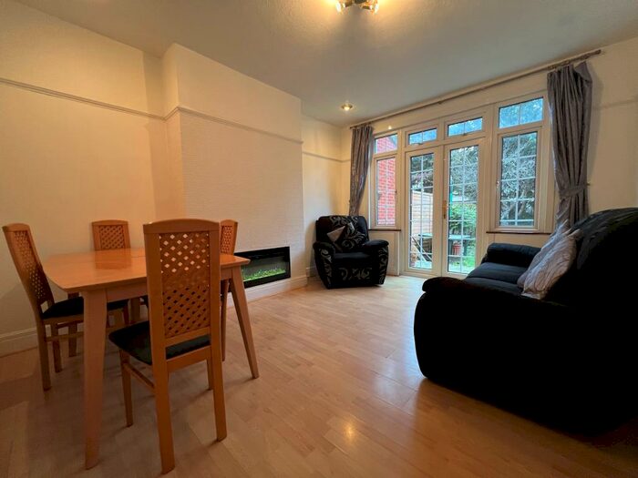 4 Bedroom House To Rent In Cavendish Gardens, Barking, IG11