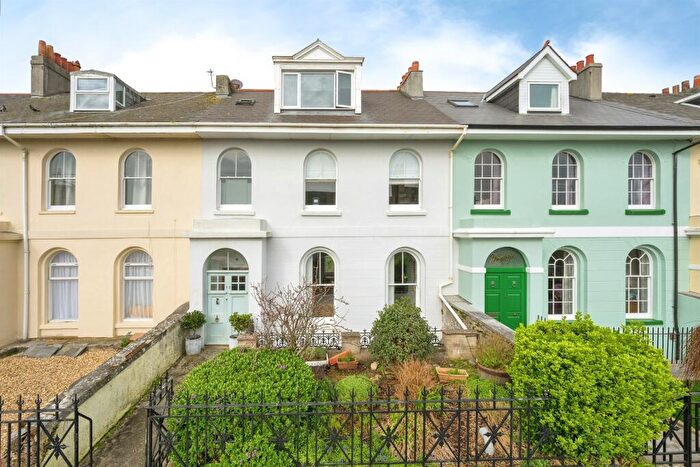 6 Bedroom Terraced House For Sale In Caroline Place, Plymouth, PL1