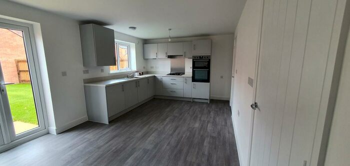 4 Bedroom House To Rent In Frank Ford Close, Saxilby, LN1