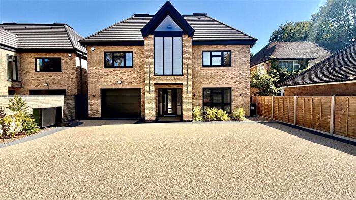 5 Bedroom House To Rent In Lichfield Road, Sutton Coldfield, B74