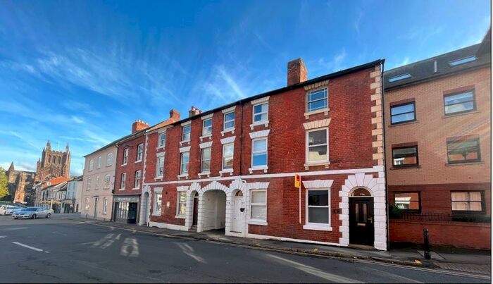 3 Bedroom Town House To Rent In Hereford, Herefordshire, HR4