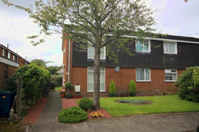 2 Bedroom Flat To Rent In Pensford Court, Kingston Park, Newcastle Upon Tyne, NE3