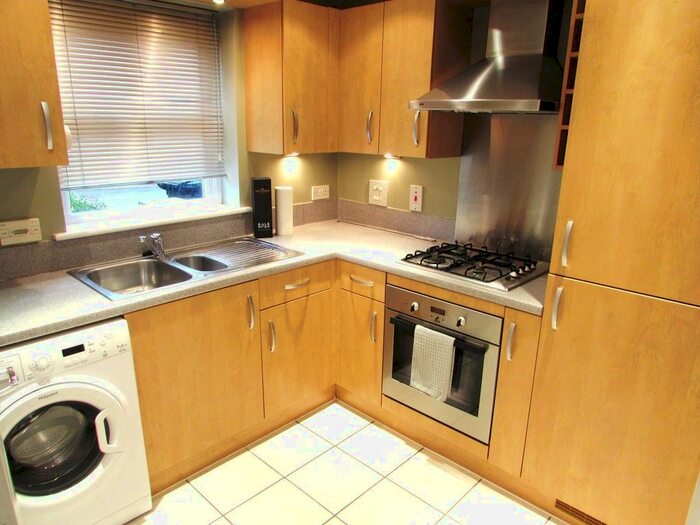 2 Bedroom Property To Rent In Altwood Road, Maidenhead, SL6