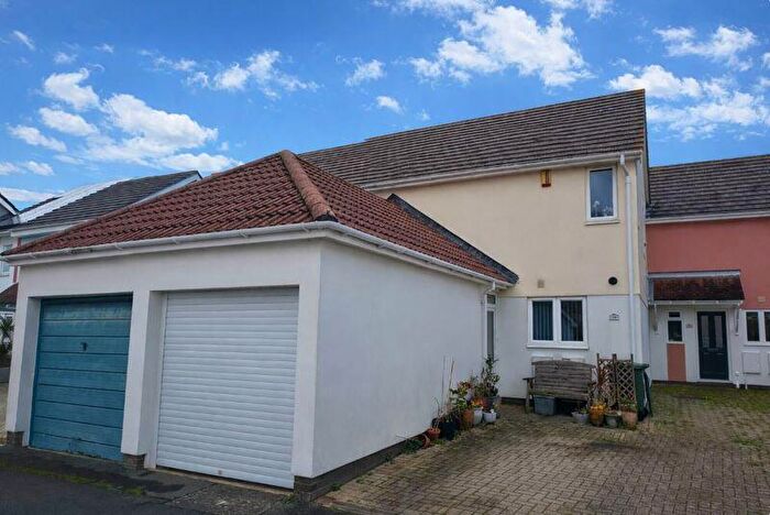 3 Bedroom Terraced House For Sale In Riverside Court, Bideford, EX39