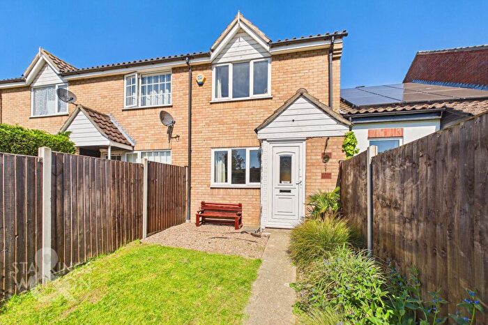 2 Bedroom Terraced House For Sale In Swan Lane, Long Stratton, Norwich, NR15