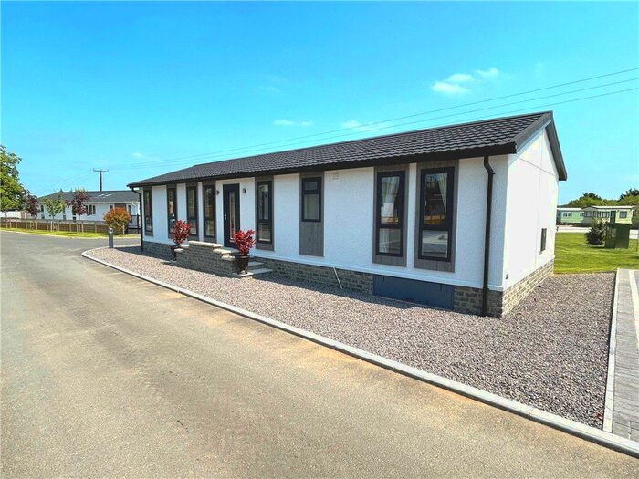 2 Bedroom Property For Sale In Offenham Road, Evesham, Worcestershire, WR11