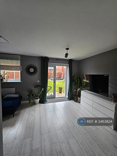 3 Bedroom Semi-Detached House To Rent In Mary Street, Heywood, OL10