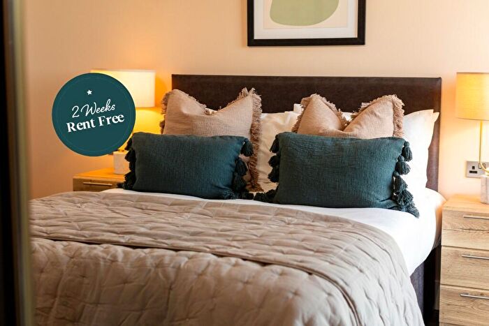 Flat To Rent In Flat, Mitre Yard, - Scrubs Lane, London, NW10