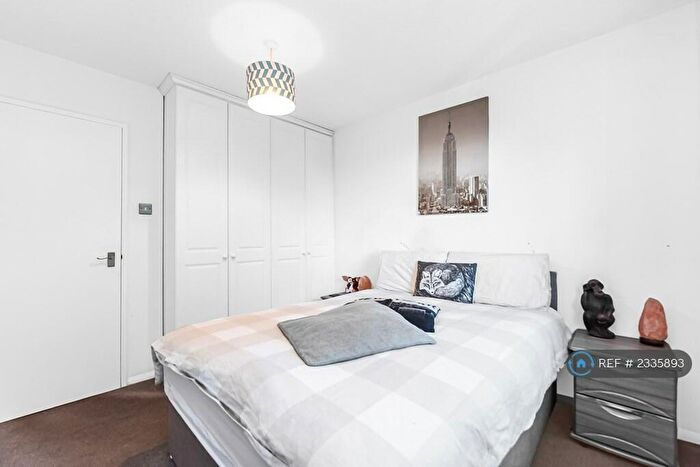 2 Bedroom Flat To Rent In Alan Hocken Way, London, E15